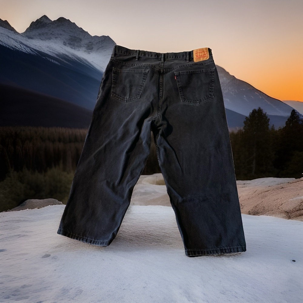 Y2K Levi's 560 Black Size 40 x 27" Shortened Inseam